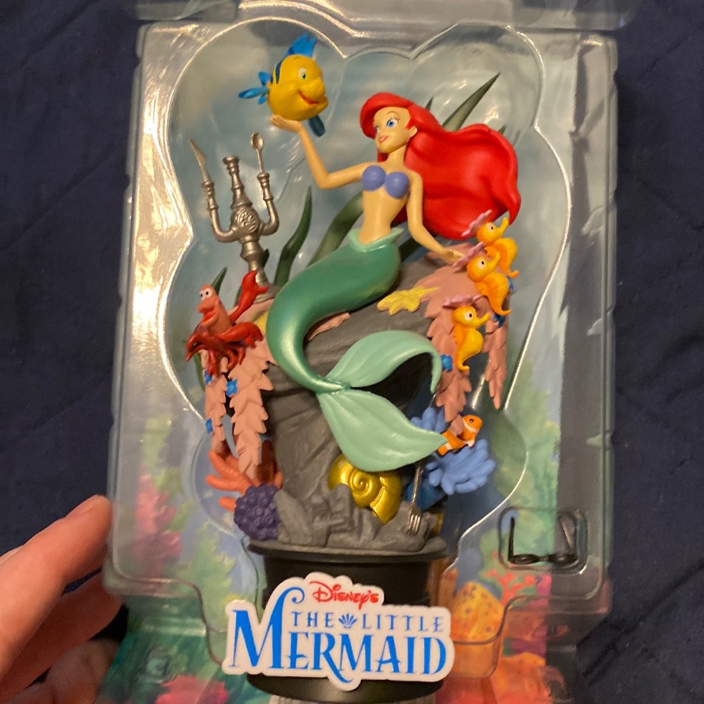 Beast Kingdom The Little Mermaid Ds-012 D-Stage Series Statue, 6 inches